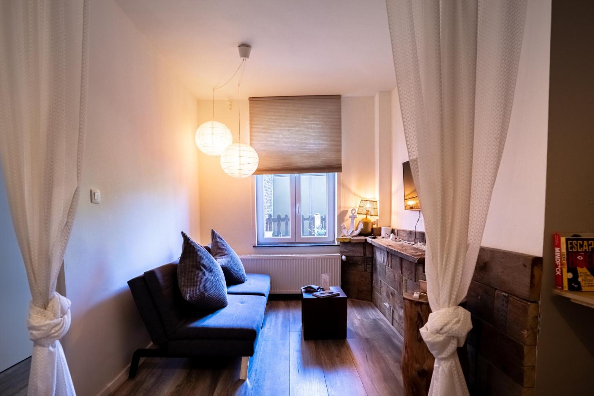 Maas Suites 拉纳肯 外观 照片